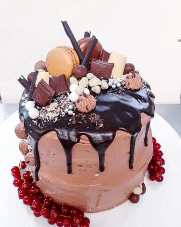 Juhlapalvelu Remar, catering-palvelu, pitopalvelu kuopio, juhlapalvelu, juhlatarjoilut, täytekakku, kakku juhliin, suklaakakku