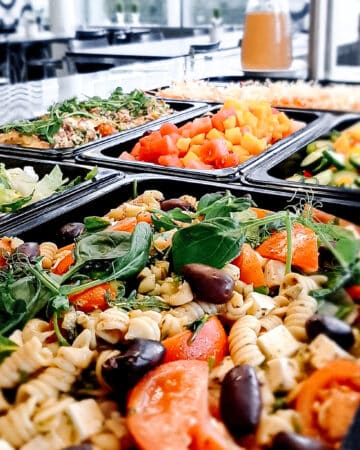 Juhlapalvelu Remar, catering-palvelu, pitopalvelu Kuopio, juhlapalvelu, lounas Kuopio, lounasbuffet Kuopio, lounasravintola Kuopio, lounas Toivala, lounasravintola Toivala, lounaslista, lounaspöytä, seisova pöytä, lounaalle.