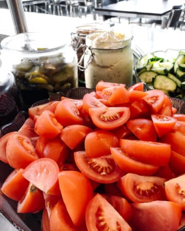 Juhlapalvelu Remar, catering-palvelu, pitopalvelu Kuopio, juhlapalvelu, lounas Kuopio, lounasbuffet Kuopio, lounasravintola Kuopio, lounas Toivala, lounasravintola Toivala, lounaslista, lounaspöytä, seisova pöytä, lounaalle.